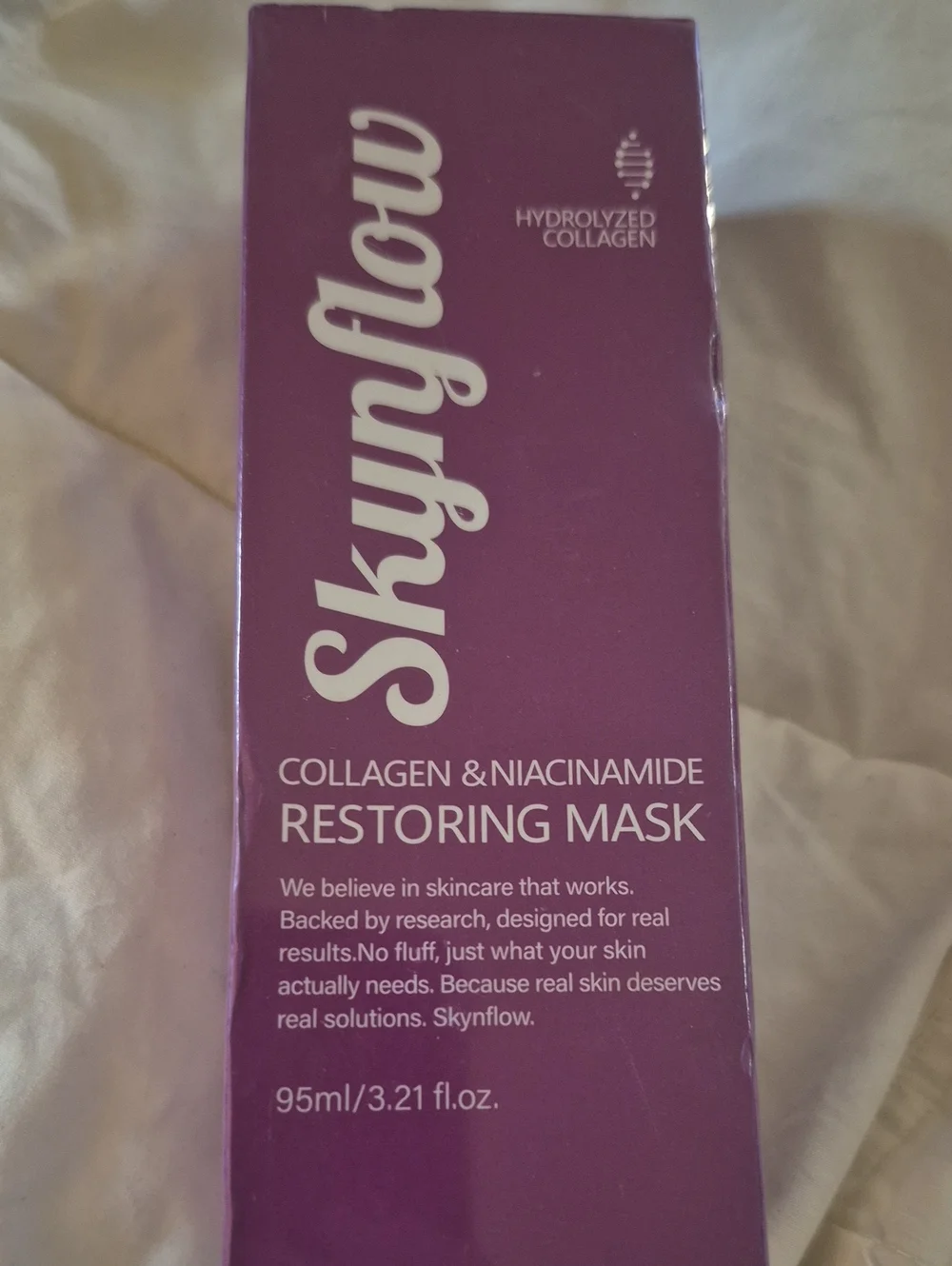 Skynflow Overnight Hydrating Sleep Mask 95ml with Silicone Brush - 3-in-1 Wash